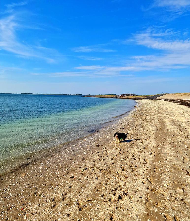 De Corner Van Zeeland Met Jacuzzi ซินท์ อันนาลอนด์ ภายนอก รูปภาพ